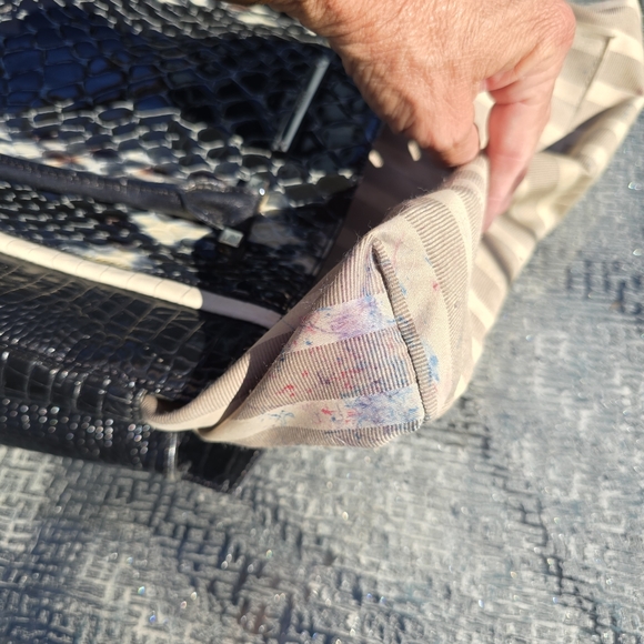 Brahmin Alice Carryall, Black Carlisle,  VGUC - Picture 12 of 12